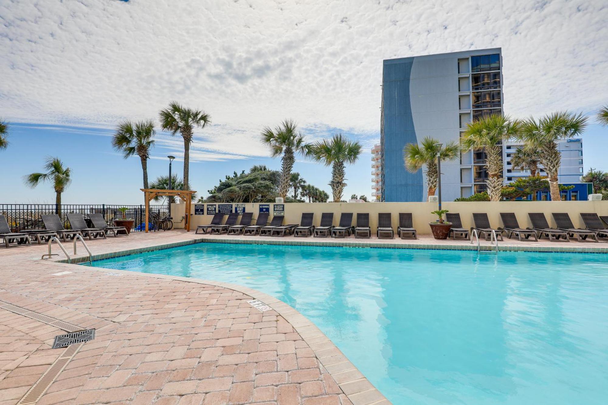 Relaxing Myrtle Beach Oceanfront Vacation Rental! Exterior photo
